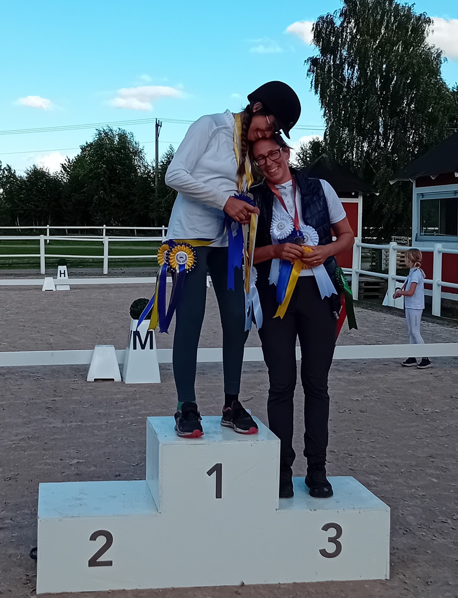 Charlotte_D_Anna_C Johanna_Jenssen (2).jpg